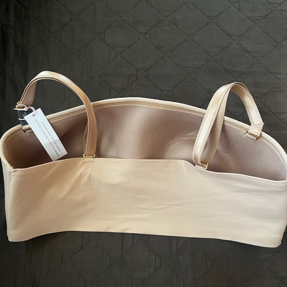 Victoria’s Secret Freedom Cloud Wireless Strapless Bra in Praline XL - Picture 2 of 6